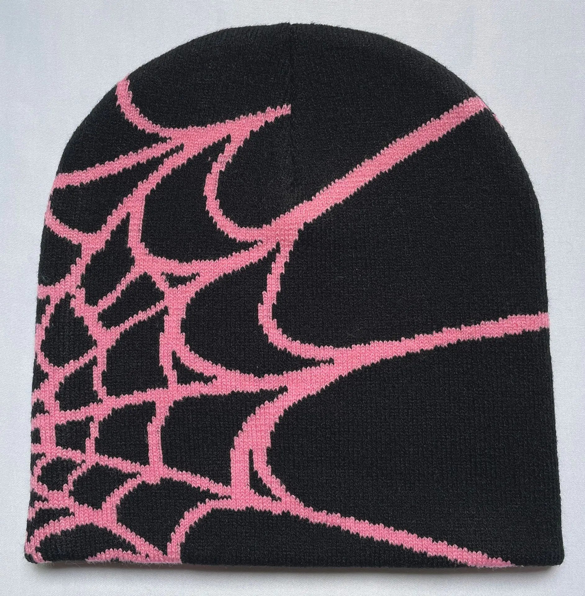 Bonnet Graphique Araignée – Mode Hiver