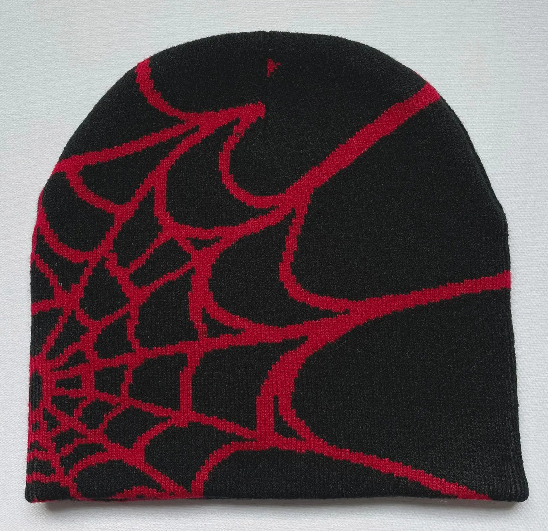 Bonnet Graphique Araignée – Mode Hiver